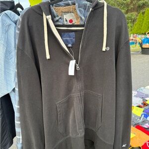 NEW WITH TAGS American Eagle Outfitters Men's Black Zip-Up Sweater